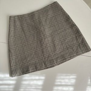 Reformation mini skirt, 6